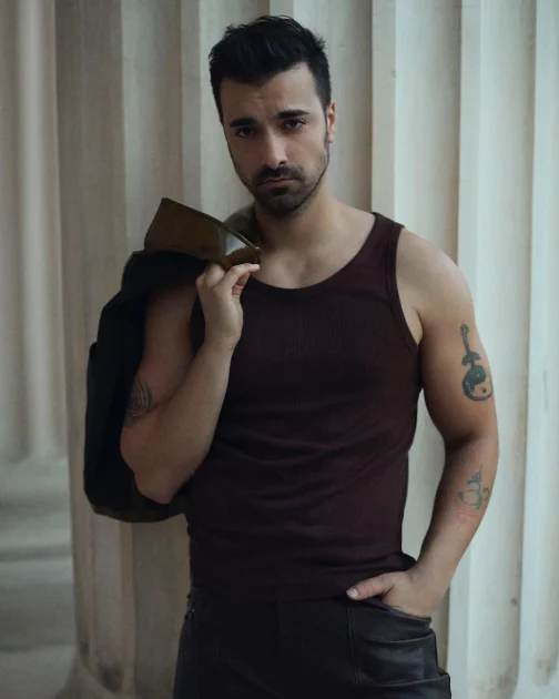 Liviu Teodorescu, reacție despre bărbatul care îi trimite flori Iuliei: „extrem de insistent”