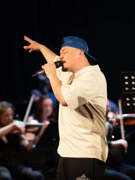 Puya a oprit concertul din Costinești și i-a certat pe cei de la pază: „Ești de la poliție?”