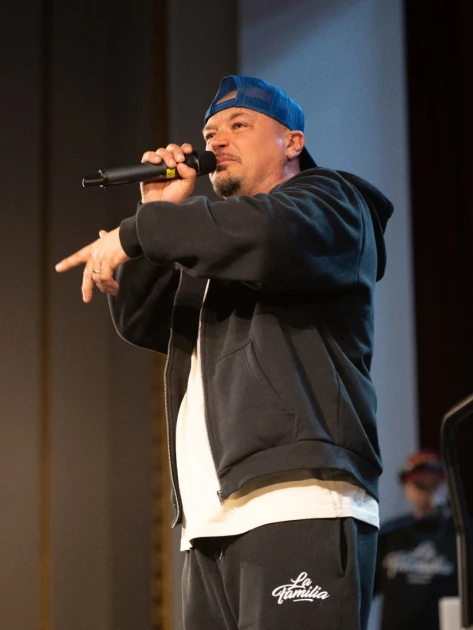 Puya a oprit concertul din Costinești și i-a certat pe cei de la pază: „Ești de la poliție?”