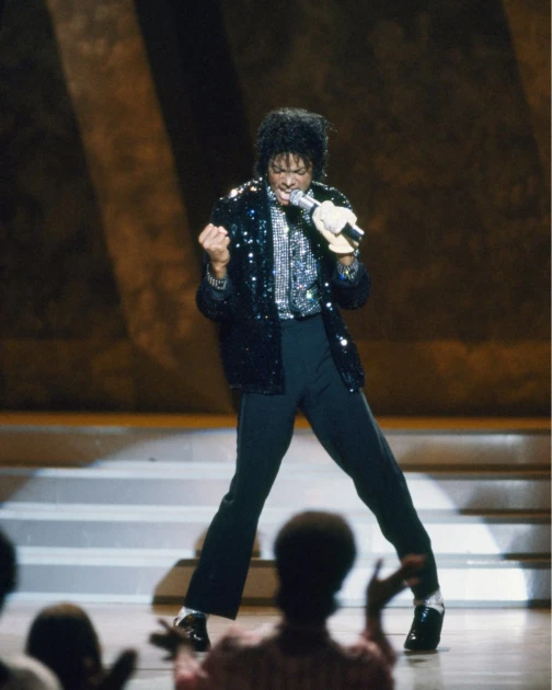 Noi dezvăluiri despre Michael Jackson: ce spunea fostul bodyguard că bea seară de seară, ca să poată adormi