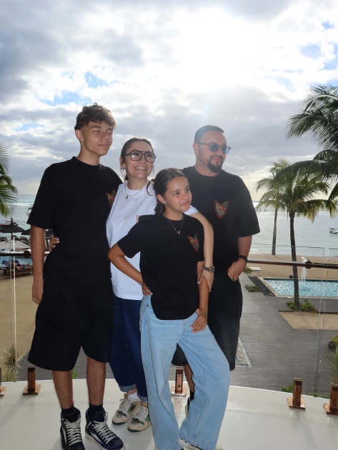 Andra și Cătălin Măruță, primele imagini din vacanța în Mauritius: resortul de lux ales pentru Eva și David