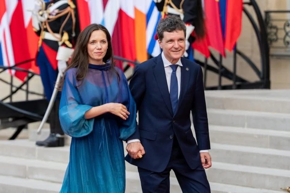 Nicușor Dan a publicat declarațiile de avere ale Mirabelei Grădinaru: terenuri, venituri, împrumut și datorii