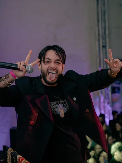 Johny Romano, după retragerea din lumina reflectoarelor: „Eu alerg. Mă concentrez foarte mult pe muzică”