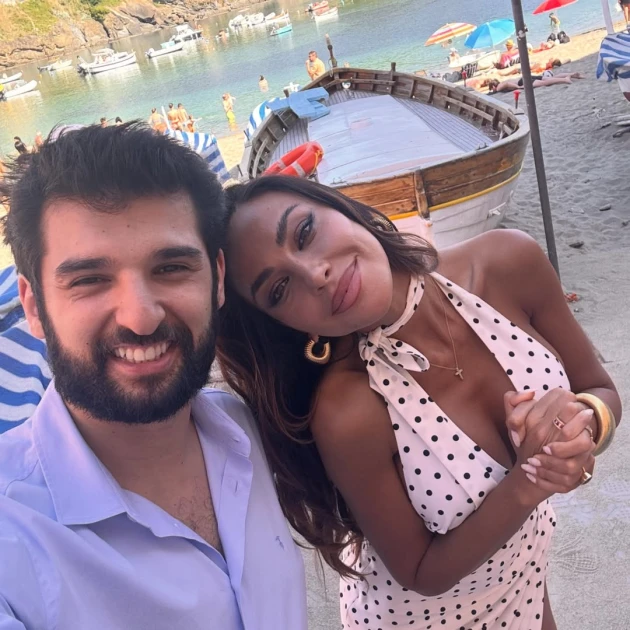 Richard Abou Zaki, imagini cu Mădălina Ghenea în Sestri Levante: „Zile speciale de înregistrări” și un proiect anunțat