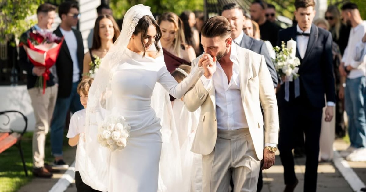 Dorian Popa și Andreea, luna de miere în Sardinia, alături de viitorii nași: „Avem o plecare cu viitorii nași ai copilașului nostru”