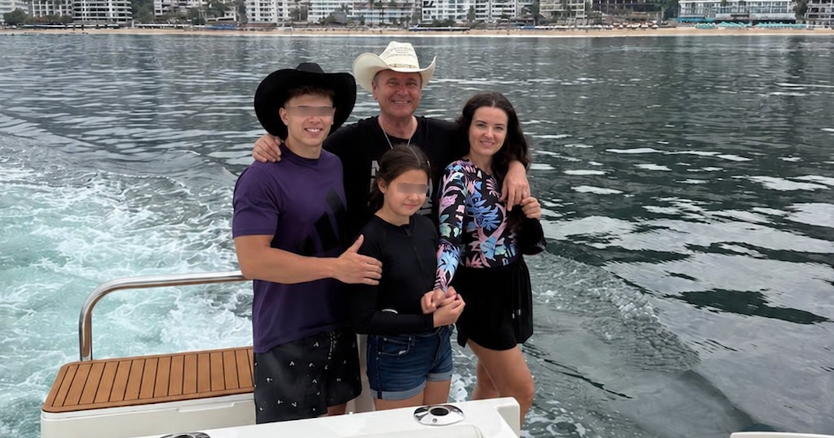 Tony, mesaj înainte de înmormântarea Mădălinei Apostol: ceremonia este programată pe 17 septembrie, la 09:30