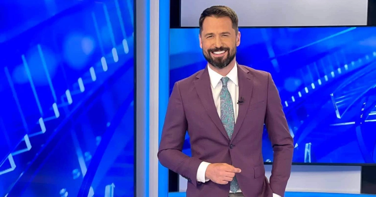 Alexandru Constantin pleacă de la România TV după 5 ani: „Am mare nevoie de o pauză reală”