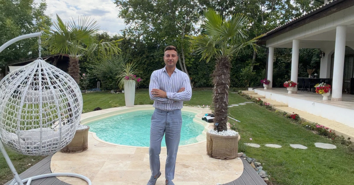 Valentin Sânfira, față în față cu doi urși lângă cabana din Valea Doftanei: „Să fim cu băgare de seamă”