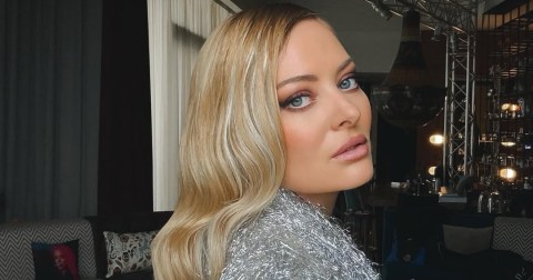 Delia a împlinit 44 de ani pe scenă: momentul tortului la concertul „BirthDELIA”, la Berăria H