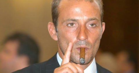 Radu Mazăre, viața din Madagascar prin ochii fiului său: „Se trezește odată cu răsăritul, face yoga, meditează”