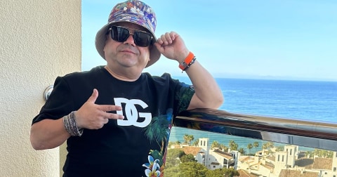 Adrian Minune, despre accidentul rutier în care spune că a scăpat ca prin minune: „Mașina m-a aruncat în sus și s-a înfipt într-o țeavă de gaze”