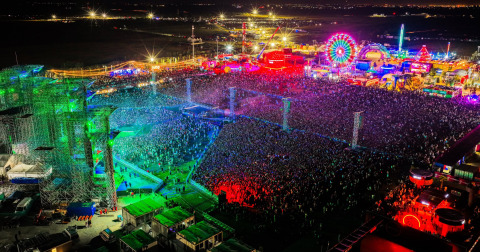 Beach, Please! Ziua 3: vârf de 155.000 de participanți. Future și Quavo, prima apariție live în România; NIBIRU se deschide pe 16 iulie