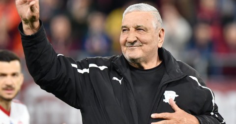 Rică Răducanu, la spital după o căzătură pe scări, pe litoral: „Nu sunt bine… respir greu”