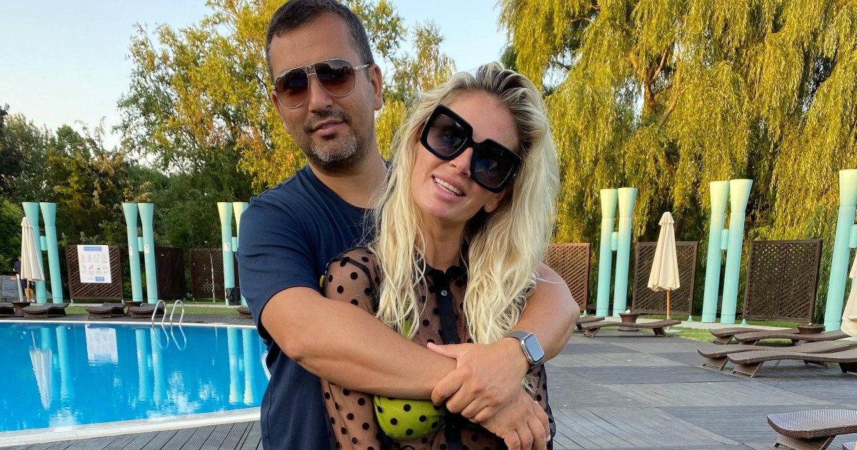 Andreea Bănică, mesaj pentru Lucian Mitrea de aniversare: 18 ani de căsnicie, chiar de ziua ei