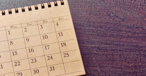 Zile libere de Paște 2026: minivacanța de 4 zile pentru angajați și vacanța elevilor (4–14 aprilie)