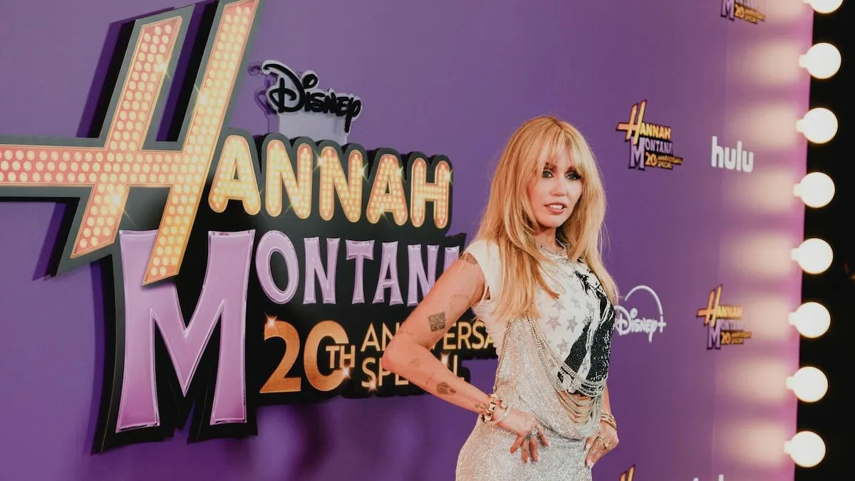 Fundația lui Miley Cyrus va oferi un milion de dolari pentru femeile fără adăpost din Los Angeles