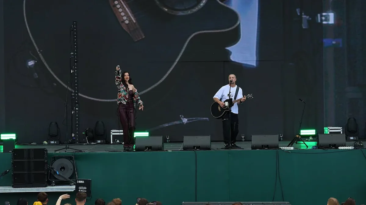 Cleopatra și Pavel Stratan au lansat „Copacul vieții”: „Are ceva ce îmi umple sufletul”