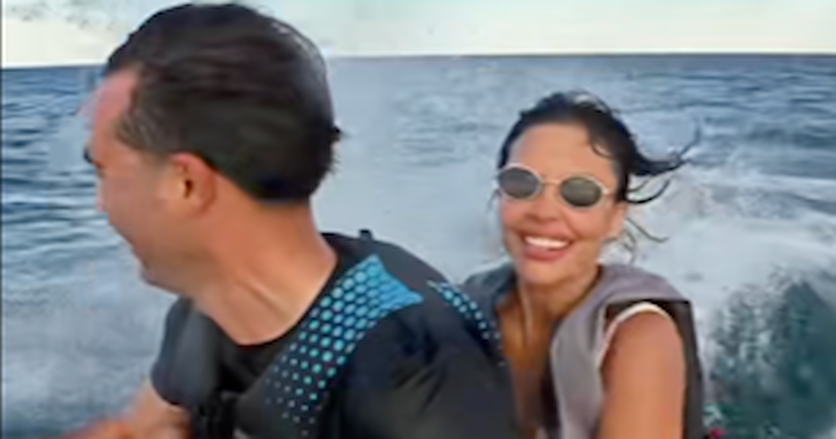 Andreea Popescu și Radu Mazăre Jr., apariție la Mamaia: „Mai bine mai târziu decât niciodată”