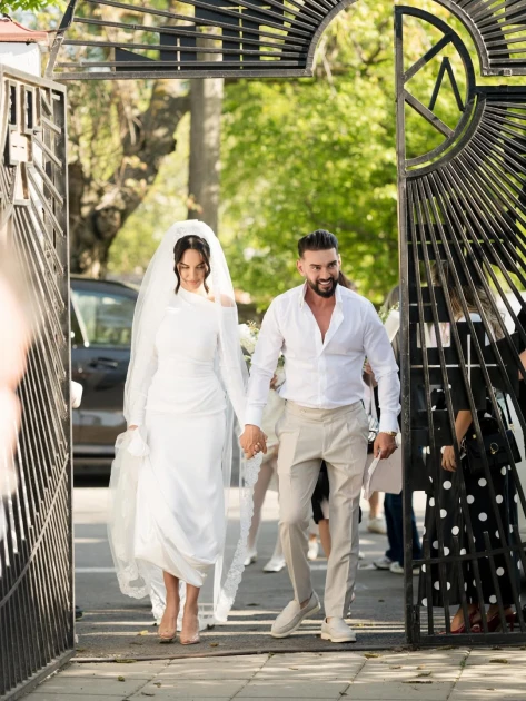 Dorian Popa și Andreea, luna de miere în Sardinia, alături de viitorii nași: „Avem o plecare cu viitorii nași ai copilașului nostru”