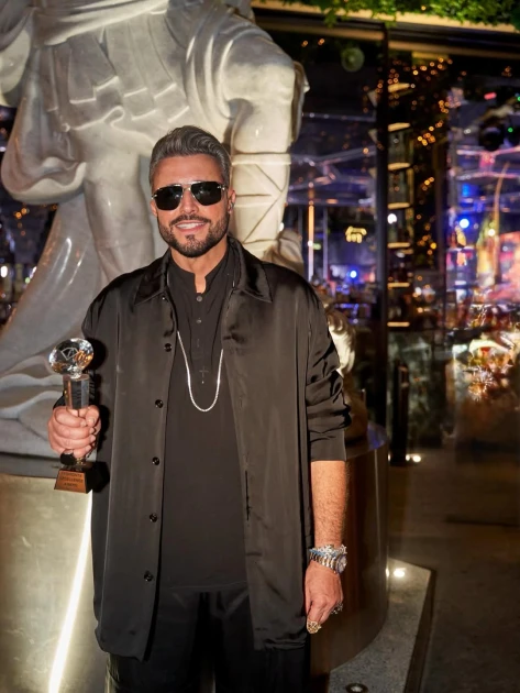 Cătălin Botezatu, show pregătit „într-o singură zi” la International Fashion Island din Malta: colecția „Amavi”, podium la Fort Manoel