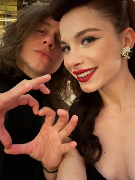 Iustin Petrescu și Hara se căsătoresc: „Este oficial”. Imaginea cu inelul de logodnă, postată pe Instagram