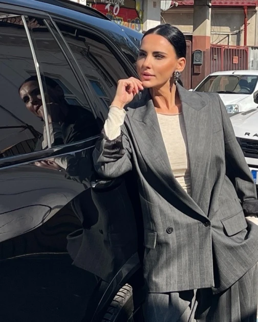 Lavinia Pîrva, bucurie după finalizarea cursurilor de psihologie: „Am pășit într-un domeniu fascinant”