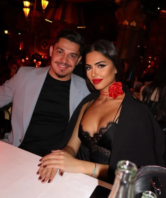 Bogdan de la Ploiești și Vanessa, vacanță în Columbia: imagini din Medellín și resortul cu vedere panoramică