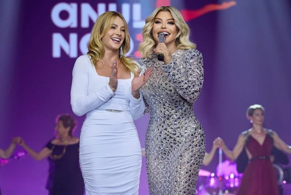 Loredana Groza, în genunchi în fața Nadiei Comăneci la gala de la Palatul Parlamentului: „Nadia, mă înclin!”
