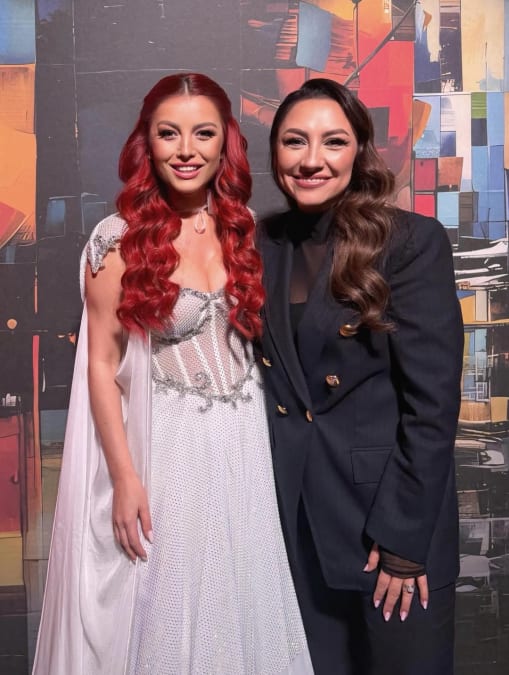 De pe scenă acasă: cum gestionează Elena Gheorghe cariera, copiii și relația de cuplu