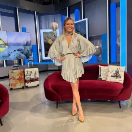 Laura Cosoi își surprinde fanii: prima imagine cu burtica de gravidă și mesajul plin de emoție