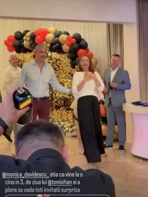 Aurelian Temișan, petrecere surpriză pentru Monica Davidescu: 20 de ani de căsnicie, peste 260 de invitați. „De o lună de zile am mimat relaxarea”