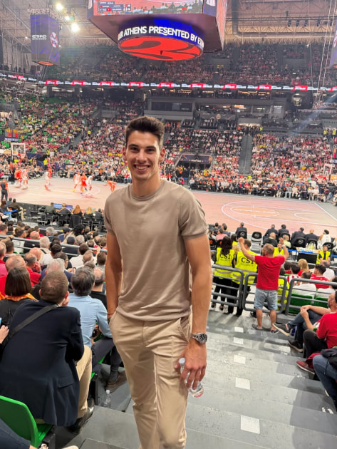 Andreea Bălan, lună de miere altfel în Grecia: seara care a dus-o cu Victor Cornea la EuroLeague Final Four, la Atena