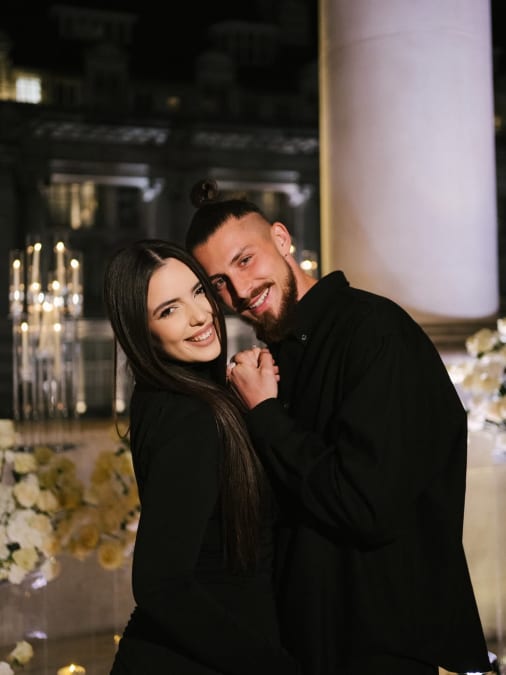 Cununie civilă fără cu eleganță și discreție pentru Radu Drăgușin și Ioana Stan. Ziua în care au spus „DA”